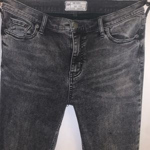 Free people raw high rise jegging